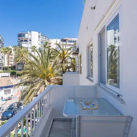 Comfortable Yacht Club * Marbella