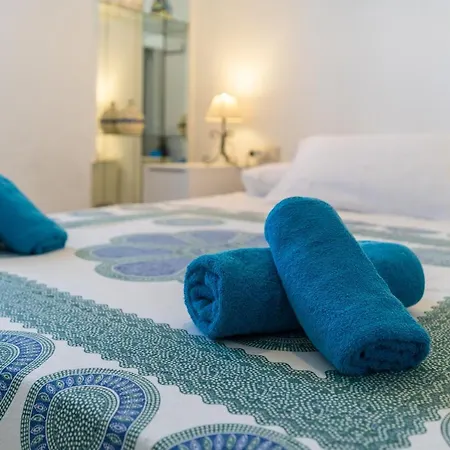 Comfortable Yacht Club Apartment