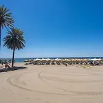 Апартаменти Comfortable Yacht Club