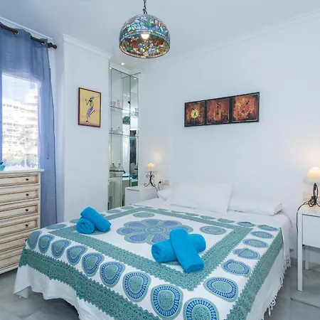 Comfortable Yacht Club * Marbella