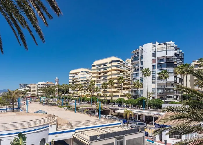 Comfortable Yacht Club