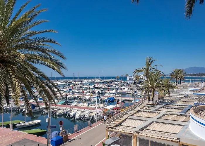 Comfortable Yacht Club Daire