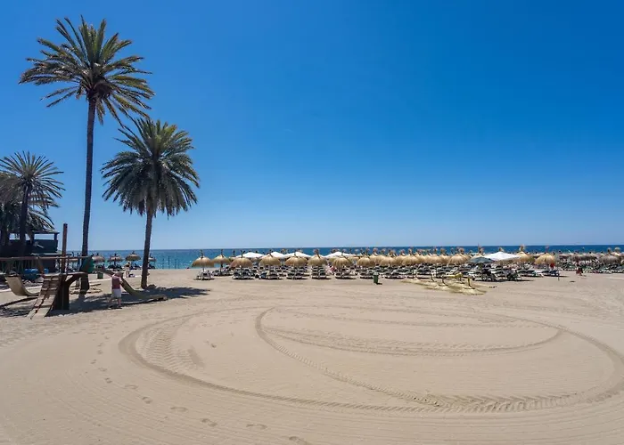 Comfortable Yacht Club * マルベーリャ