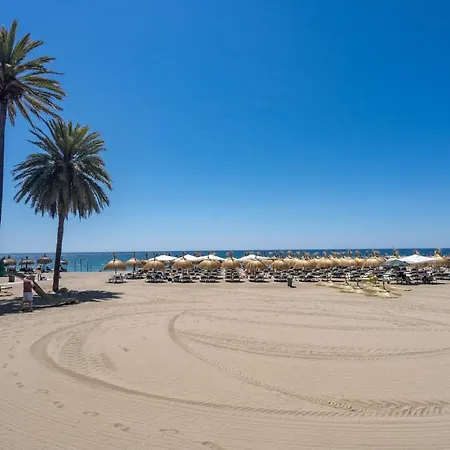 Comfortable Yacht Club * Marbella