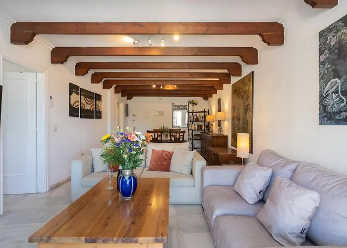 Comfortable Yacht Club * ماربيا